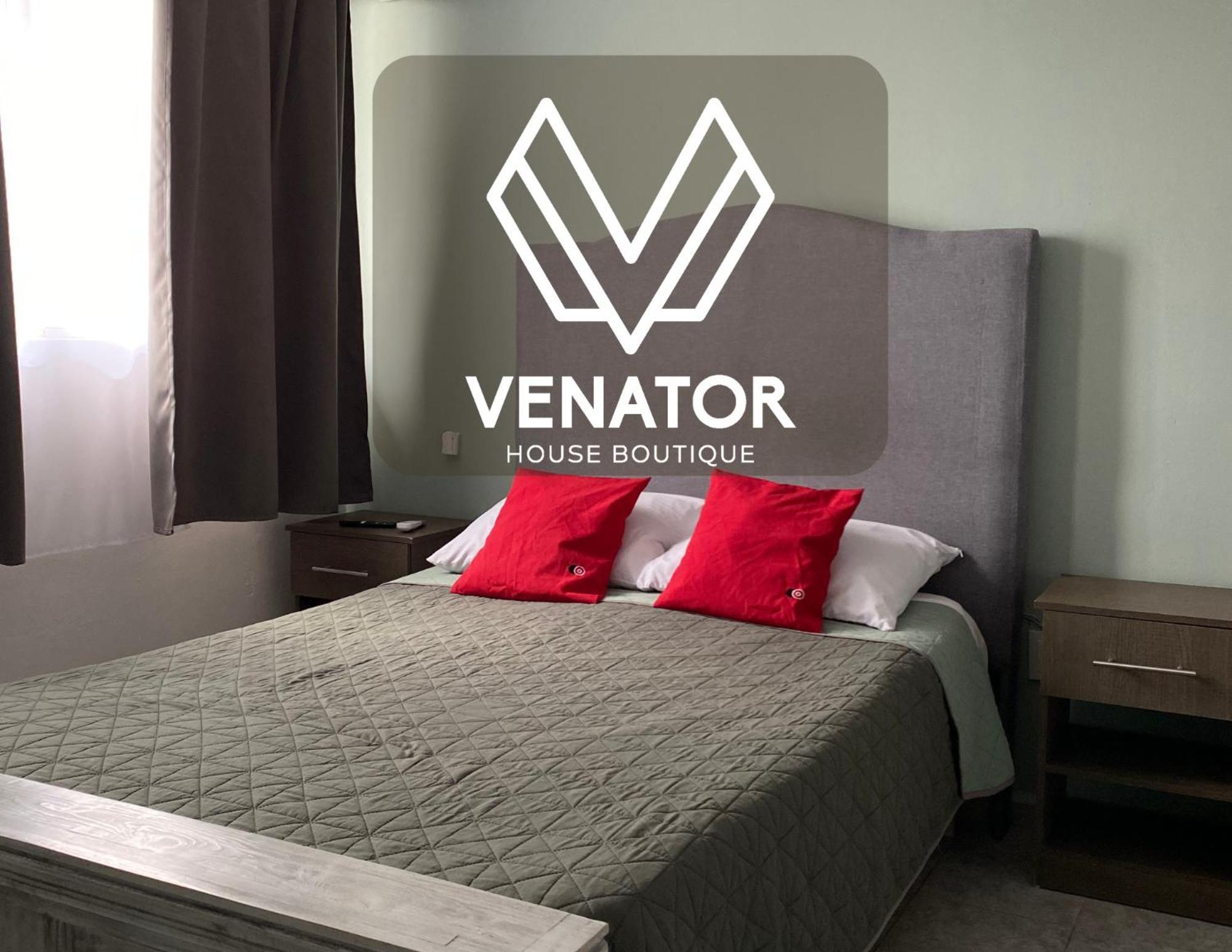 6 Venator House Boutique Aparthotel León Exteriör bild